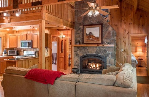 Standish Haus | Frye Island Paradise - Renovierte Hütte am Sebago Lake - Nur eine Fährfahrt entfernt