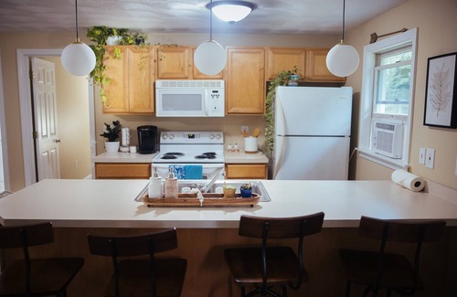 Saunderstown Wohnung | Full apartment minutes from Newport and the beaches