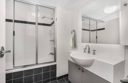 Townsville Wohnung | Full contained spacious apartment on river - 2 bed 1 bath