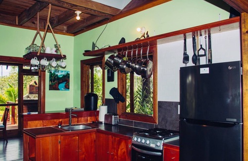 San Antonio Haus | Volles Haus mit Pool in Mountain Pine Ridge