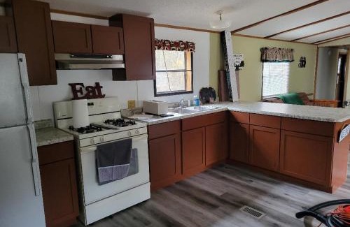 Arkdale Haus | Full Moon Cabin