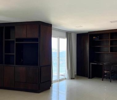 Camboinhas Haus | Full view of the Sea in Camboinhas, Niterói-RJ