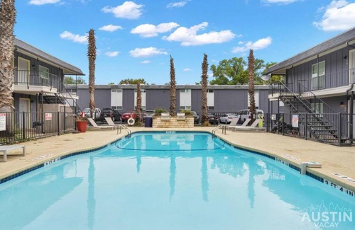 Cherrywood Wohnung | Fun For All in Modern Apt Pool and Grill and Dog Park