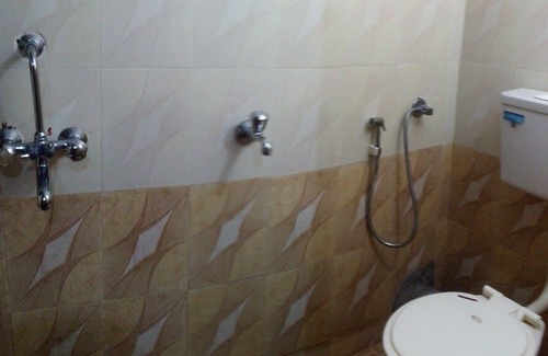 Udupi Wohnung | Furnished apartment in Udupi Manipal Malpe with AC, kitchen, fridge, dryer, wifi