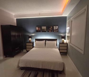 Bacolod Wohnung | Furnished Condo with Private Parking, Free WiFi, Netflix & 2 Aircon Units
