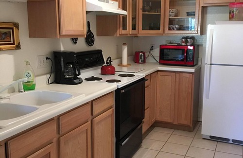 Tyrone Hütte | Möbliert Cottage in Historic Silver City