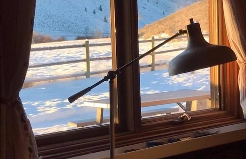 Hailey Kabine | Möbliert Executive-Vermietung Schwedisch Log Cabin Mountain Retreat