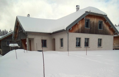 Chapelle-des-Bois Hütte | Möblierte Touristenunterkunft, 8/10 Pers. 3 Sterne, in Chapelle des Bois