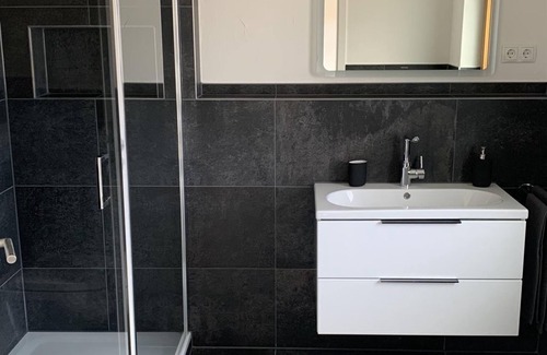 Gimmeldingen Bed & Breakfast | Gästezimmer Mandelgarten - Weingut und Gästehaus Ferckel