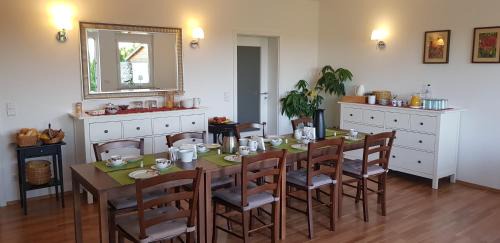 Neustadt-Diedesfeld Haus | Gästehaus Weingut Glas