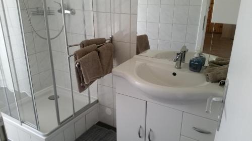 Langenselbold Haus | Gästezimmer Langenselbold