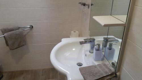 Langenselbold Haus | Gästezimmer Langenselbold