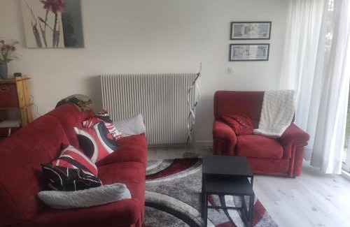 Collonges-sous-Saleve Wohnung | gîte Amolinnes F2 5mn douane croix de rozon 20mn Genève