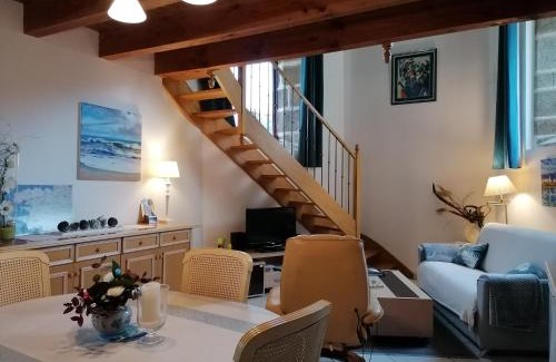 Briec Haus | Gîte Atypique Dans Une Chapelle