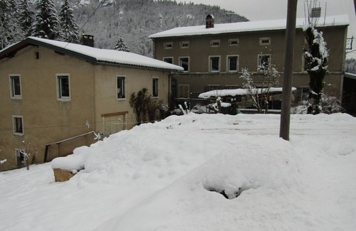 Premanon Wohnung | Gîte for 10 people