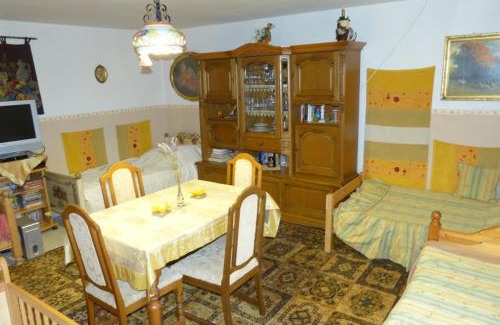 Tarcal Haus | Görbe Vendégház magyar klasszika