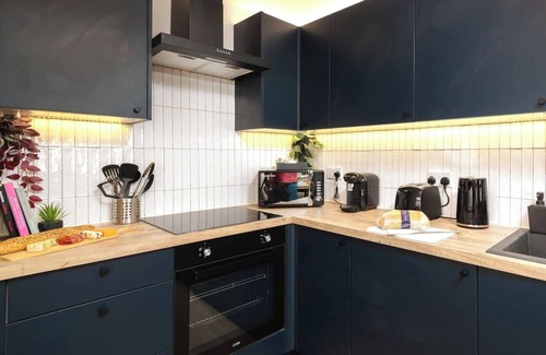 Plasnewydd Wohnung | Gad Suite by Koya Homes