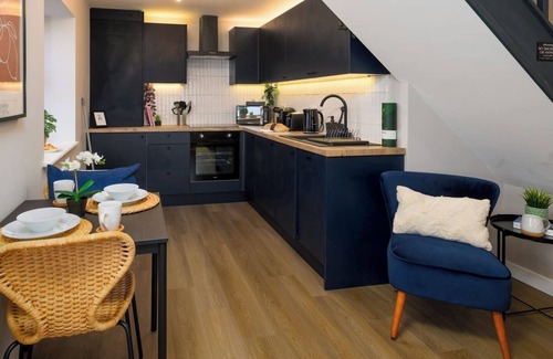 Plasnewydd Wohnung | Gad Suite by Koya Homes