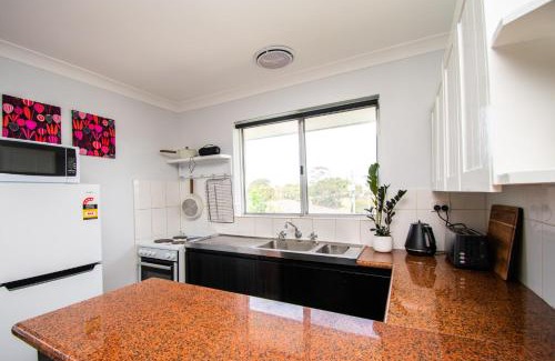 Spencer Park Haus | Gairdner Cottage - something a bit different!