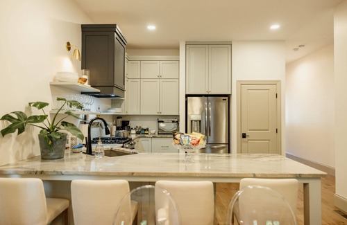 Downtown Columbus Haus | Sycamore I *3 Suites *GameRm *5 Queen *OSU 1/2mi