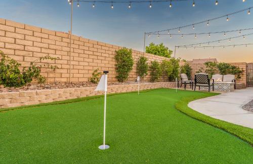 Terra Lago Villa | GAMEROOM, King Beds, Movie Projector, Heated Saltwater Pool, Golf and Games!