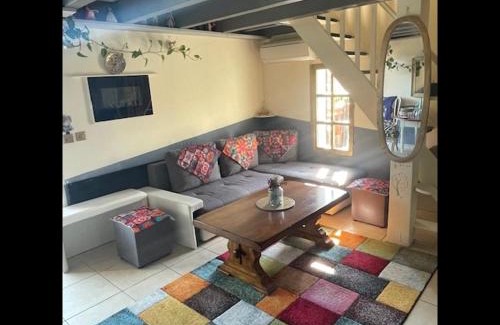 Ganges Wohnung | Ganges - Appt climatisé avec jacuzzi