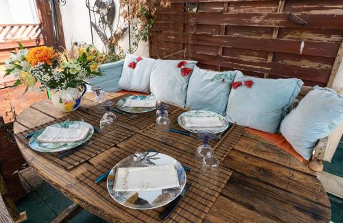 Ganges Wohnung | Ganges - Appt climatisé avec jacuzzi