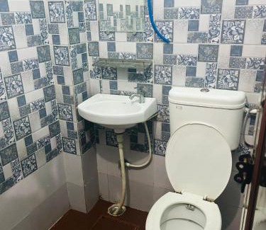Rishikesh Haus | Ganpati Guest House Near Ram Jhula