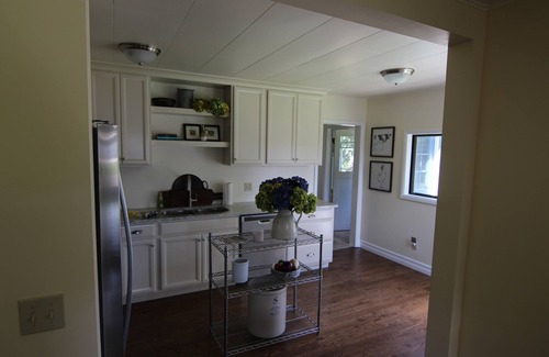 Challis Haus | Garden Creek Retreat - Remodeled Home with Luxury Furnishings