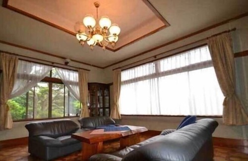 Hachioji Haus | Tolles Haus mit Hachioji-Garten, ideal für Gruppen, mit Villengefühl