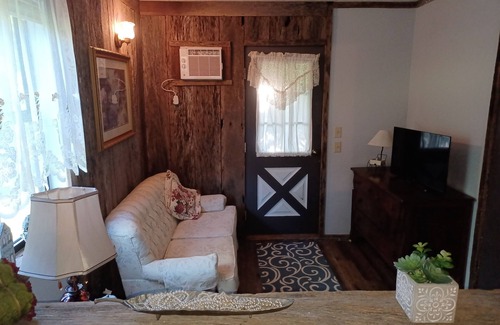 Claremore Hütte | Fantastic Country Cottage in Beautiful Green Country OK