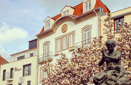 Viseu Wohnung | Blick auf den Garten, Balkon, Apartment im Herzen von Viseu mit WLAN