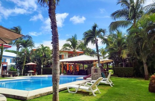 Playa Hermosa Haus | Garden view Beachside Bungalow #16