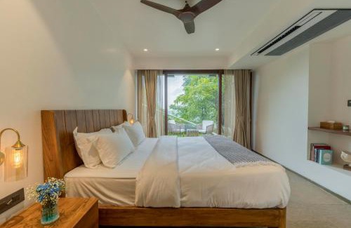 Quepem Haus | Garden View Room in a Villa