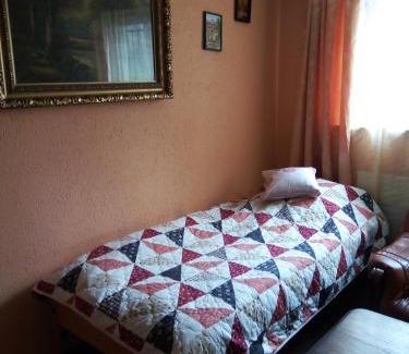 Oberbipp Haus | Gastzimmer für Übernachtung Гостевая комната