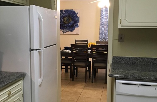 Metairie Wohnung | Komfortabel, sicher, nur wenige Minuten von den NOLA-Veranstaltungsorten entfernt