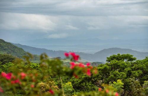 Tilaran Haus | Gateway to Paradise