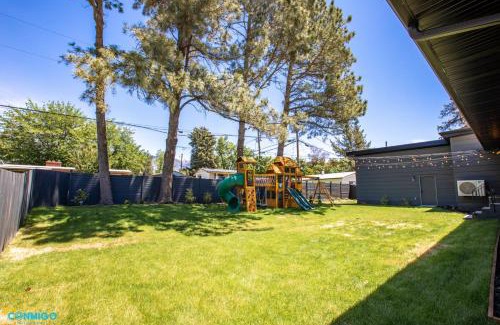 Lakeview Haus | Gathering Place Hot Tub Game rooms