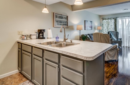 Notch Estates Eigentumswohnung | Treffpunkt, an dem Familie und Freunde zusammenkommen! 2BR Branson Eigentumswohnung.