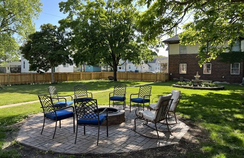 Davenport Haus | Gatsby charm with modern comforts! Historic home & neighborhood w large backyard
