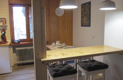 Schwandorf Wohnung | Gemütliche Fewo mit Schwedenofen für kühle Tage