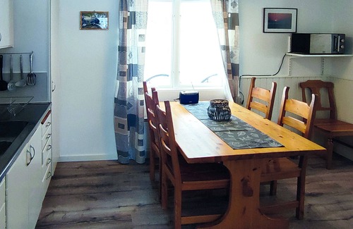 Blattnicksele Haus | Gemütliches lappländisches Ferienhaus in der Wildnis direkt am Gewässer