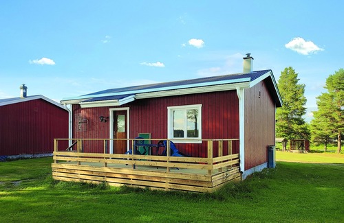 Blattnicksele Haus | Gemütliches lappländisches Ferienhaus in der Wildnis direkt am Gewässer