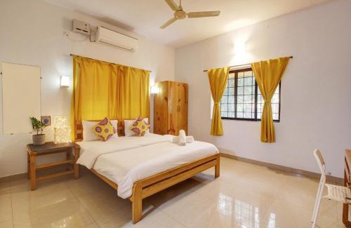 Parra Haus | Genesis Abode - Cosy 2 BHK Home in Assagao - 5 km from Anjuna & Vagator Beaches