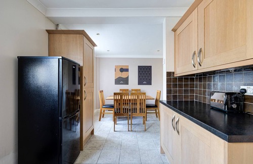 Speke Skihütte | George Harrison's Former 3BD Home in Liverpool