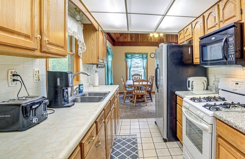 Germfask Haus | Germfask Home w/ Fire Pit, Grill & Yard Games!