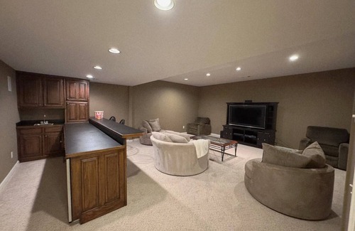 Johns Creek Wohnung | Get cozy in this 2-bedroom garden apartment in peaceful Alpharetta.