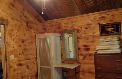 Pittsburg Kabine | Ghost wood Quiet, Peaceful, Relaxing overall A Great Get Away Cabin!!!!