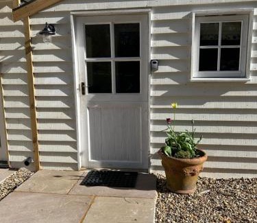 Bury St Edmunds Haus | Giffords Hall Garden Room