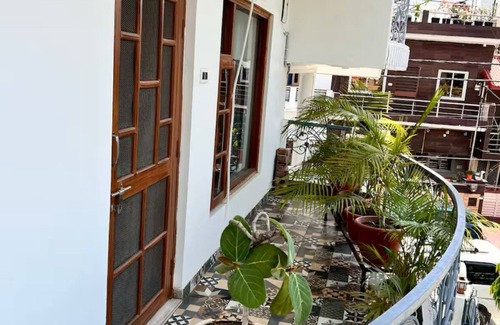 Shivalik Nagar Wohnung | Gita Bhawan - Elegant Escape 2-bedroom house in a peaceful locality